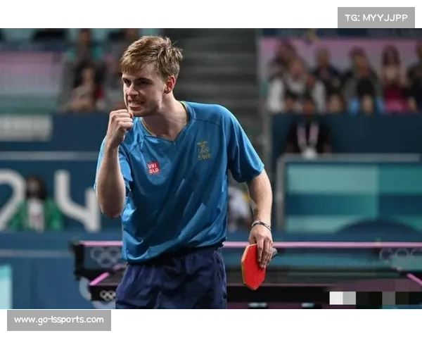 莫雷加德对手伤退主动收力，赛后未庆祝先安慰，展现体育温度